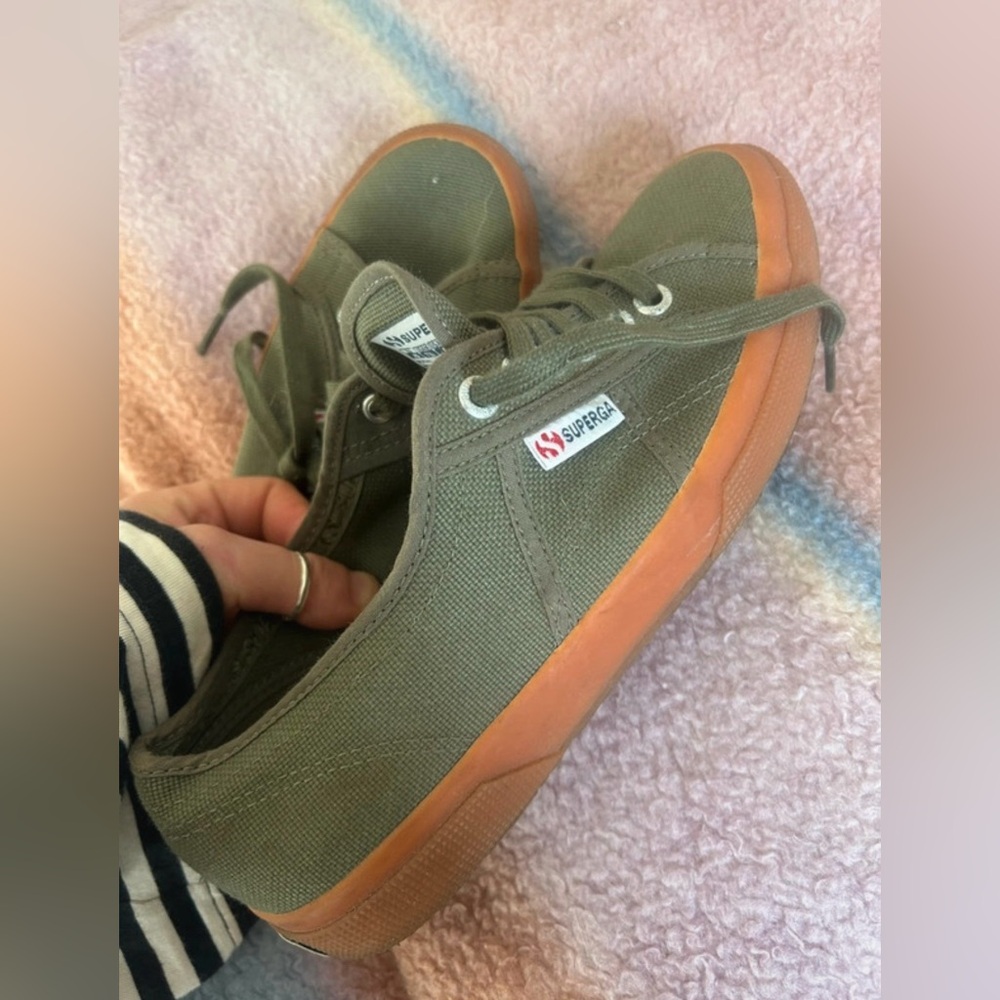 Superga 2750 Cotu Canvas Sneaker in Sherwood Gum-ASO Kate Middleton Royal (Rare) - Picture 2 of 12